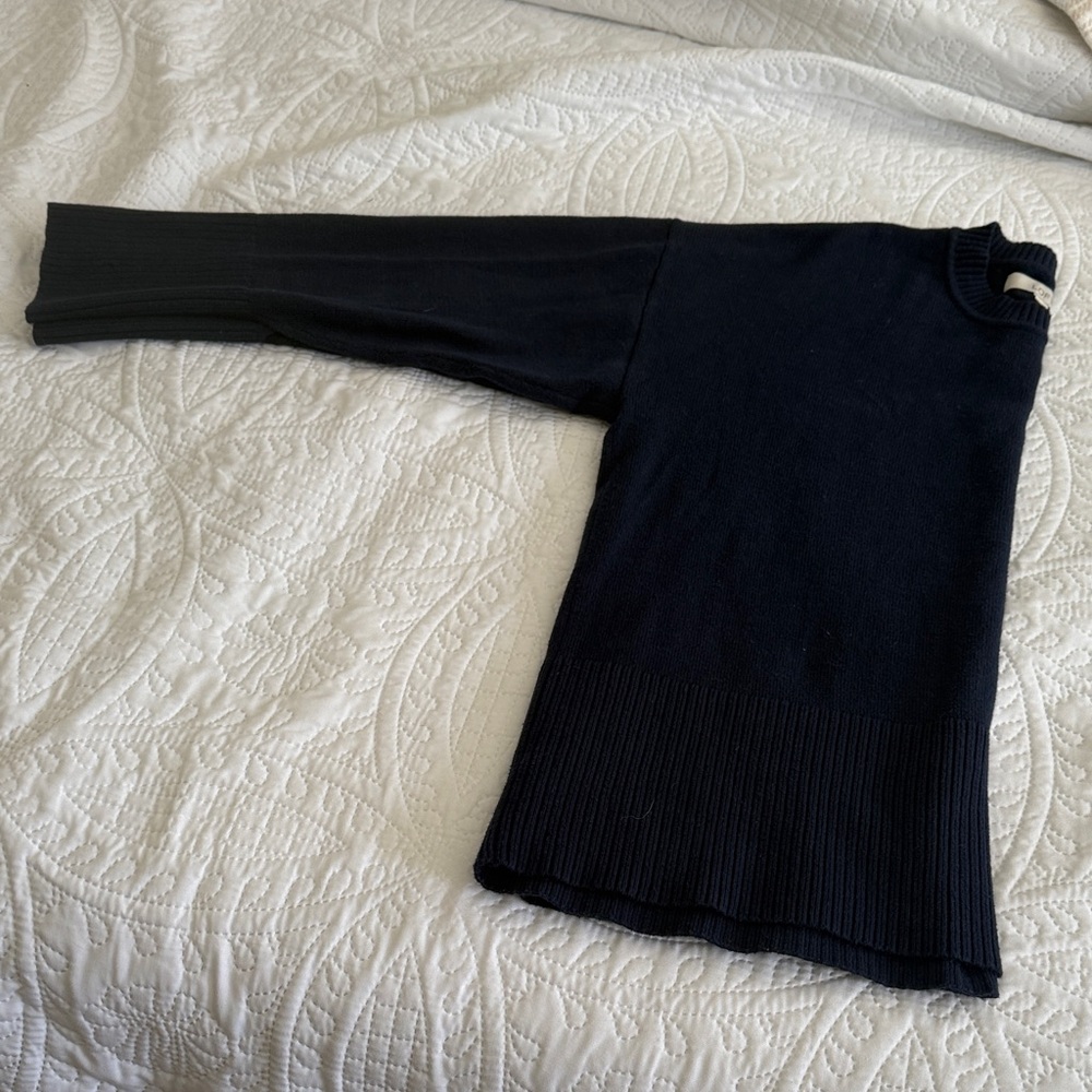 LOFT Women’s Dark Blue Crewneck Sweater - Picture 7 of 11